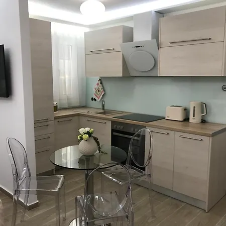 Apartment Laura Lifestyle And White Tower *
