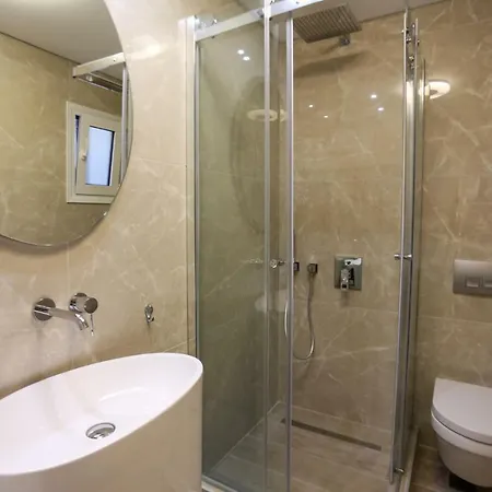 Laura Lifestyle And White Tower * Θεσσαλονίκη