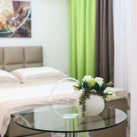 Apartment Laura Lifestyle And White Tower *