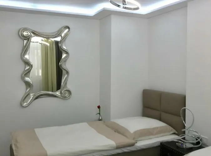 Appartement Laura Lifestyle And White Tower